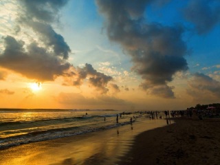 去巴厘島旅游怎么走_(dá)現(xiàn)在到巴厘島旅游多少錢_怎么去巴厘島旅游