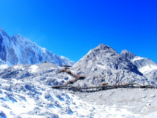 深圳特價云南玉龍雪山游_云南玉龍雪山旅游大概多少錢_到云南玉龍雪山旅游