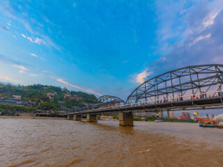 新疆旅游價(jià)格多少跟團(tuán)_新疆旅游跟團(tuán)需多少錢_新疆旅游大約多少錢