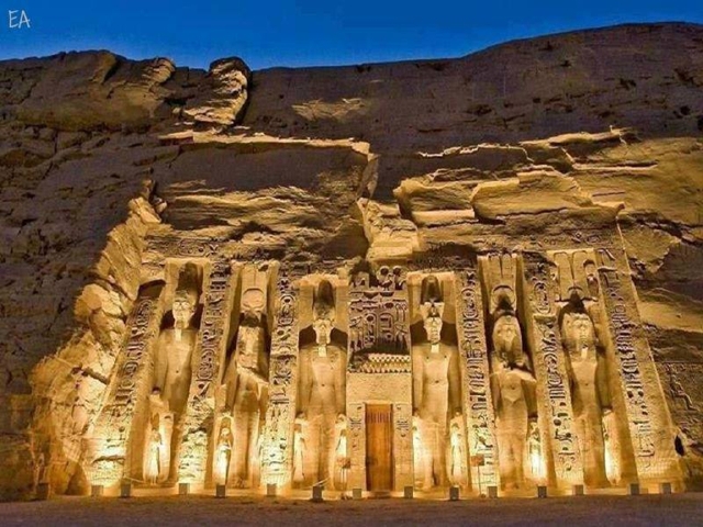 <埃及机票+当地10日游