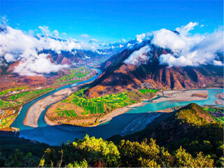 云南麗江最適合旅游的季節(jié)_云南麗江旅游報(bào)價(jià)_特價(jià)云南麗江游