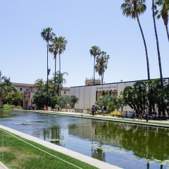 巴尔博亚公园的#旅图换旅费# #公园# #建筑#