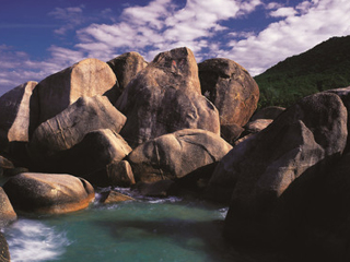 海南三亞高端品質(zhì)旅游團(tuán)_海南三亞旅游多少錢(qián)_海南三亞旅行團(tuán)