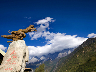 現(xiàn)在去云南香格里拉旅游多少錢_云南香格里拉旅行團_旅行團云南香格里拉游
