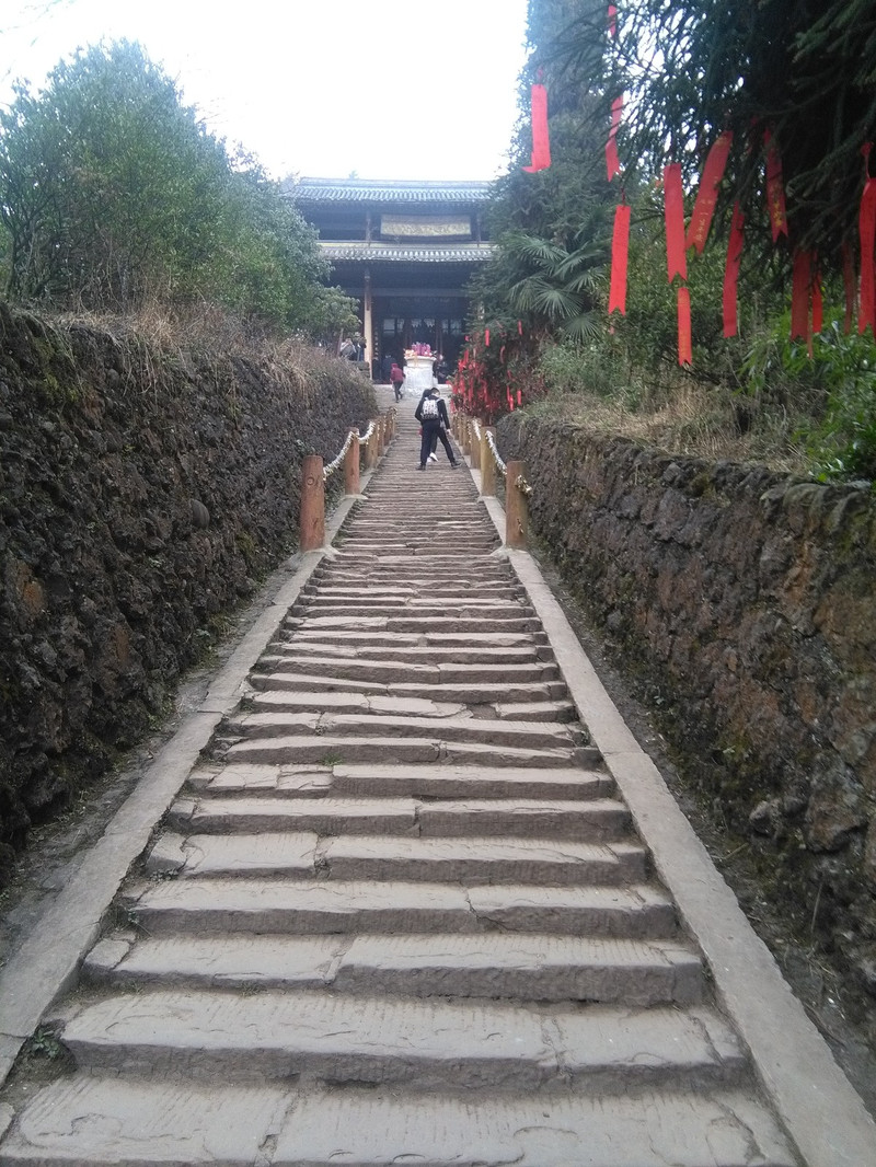 求道拜佛青城峨眉山喝茶听戏锦里宽窄巷