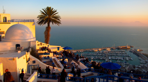 突尼斯+摩洛哥13日游 拉巴特,菲斯,蓝白小镇,星