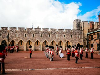 英國旅游需要多少錢_英國報團多少錢_現(xiàn)在到英國旅游多少錢