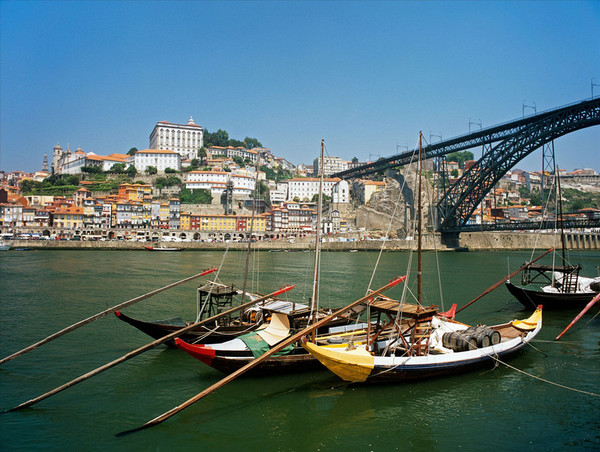 春天去葡萄牙旅游必备物品_春天去葡萄牙旅游