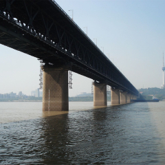 武汉长江大桥的#旅图换旅费# #建筑#