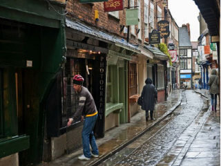 英國9日游跟團費用_春節(jié)假期去英國游價格_英國旅游花多少錢