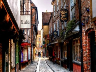 英國9日游跟團費用_春節(jié)假期去英國游價格_英國旅游花多少錢