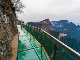 湖南張家界跟團還是自由行_湖南張家界游跟團多少錢_湖南張家界報團旅游多少錢
