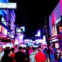 芭堤雅步行街的#旅图换旅费# #旅拍#