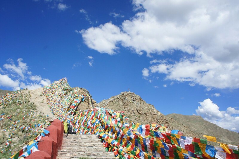 西藏最高的地方叫什么名字 Cii-TFg_6_GIUNrbAAbRSkkyMB4AAFCFgBb_6YABtFi757_w800_h0_c0_t0.jpg