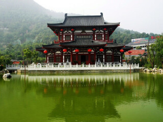 特價(jià)西安華山游_西安華山高端品質(zhì)旅游團(tuán)_到西安華山旅游報(bào)團(tuán)價(jià)格