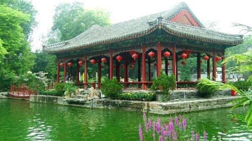 餐后参观中国现存王府中保存完整的清代和珅王府-【恭王府花园】 恭