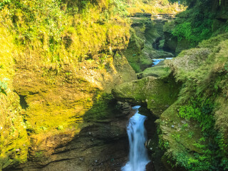 9月份尼泊爾游價(jià)格_尼泊爾旅行團(tuán)_去尼泊爾游怎么省錢