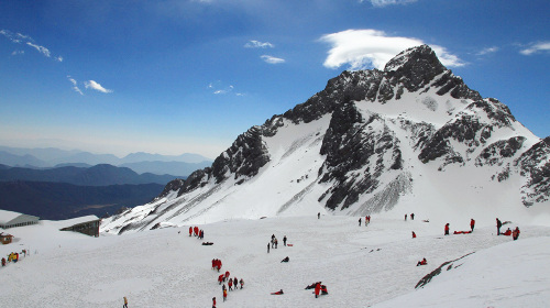 丽江-香格里拉-泸沽湖-大理9日游赠送玉龙雪山,大理