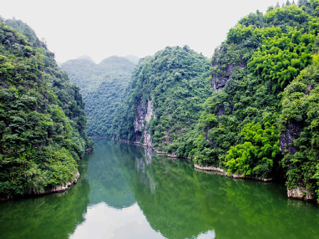 神话恩施大峡谷--野三峡--黄鹤桥--土司城--女儿城5日游住宿四星
