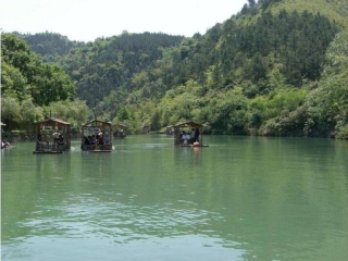 春节桂林旅行团_桂林旅游普吉岛价格_桂林游跟团