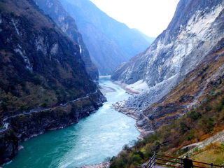 云南香格里拉旅游跟團(tuán)需多少錢_云南香格里拉游跟團(tuán)_到云南香格里拉旅游報團(tuán)價格