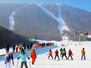 跟團(tuán)東北長(zhǎng)白山旅游價(jià)格表_去東北長(zhǎng)白山旅游要多少錢(qián)_東北長(zhǎng)白山最適合旅游的季節(jié)