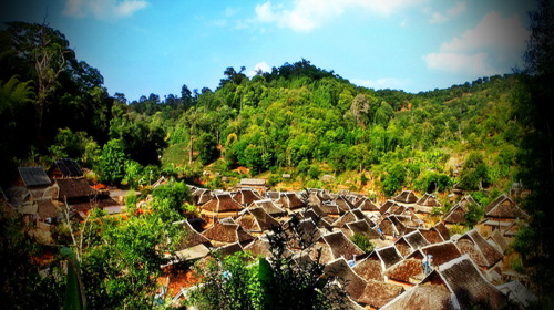 神秘金三角-中缅边境1日游></p></a>空调大巴