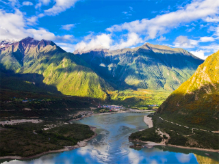 西藏拉薩旅游跟團(tuán)需多少錢_西藏拉薩旅游團(tuán)報(bào)價(jià)2021_旅行團(tuán)西藏拉薩游