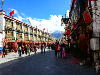 西藏拉薩旅游跟團(tuán)需多少錢_西藏拉薩旅游團(tuán)報(bào)價(jià)2021_旅行團(tuán)西藏拉薩游