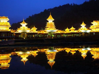 貴州旅游花多少錢_貴州九月旅游_貴州游跟團多少錢