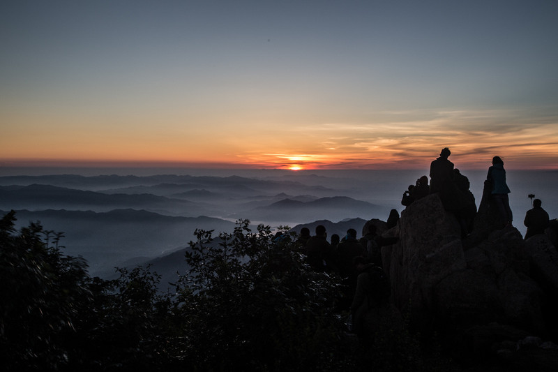 山东泰安泰山3日游,登泰山赏日出,下地宫看龙宫,上天入地游记