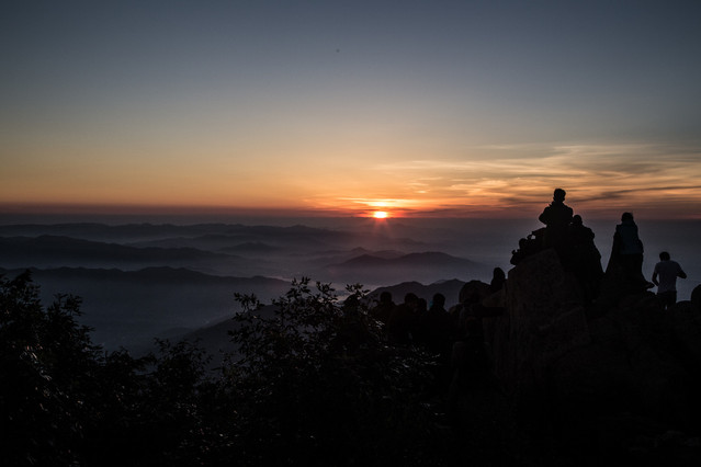 山东泰安泰山3日游,登泰山赏日出,下地宫看龙宫,上天入地游记