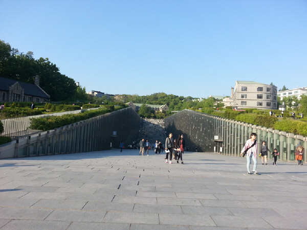 从香港仔避风塘到香港大学有多远_从香港仔避