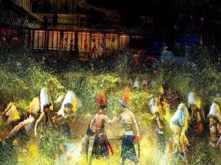 凤凰古城十日游报价_过年凤凰古城旅游团_春节期间凤凰古城旅游