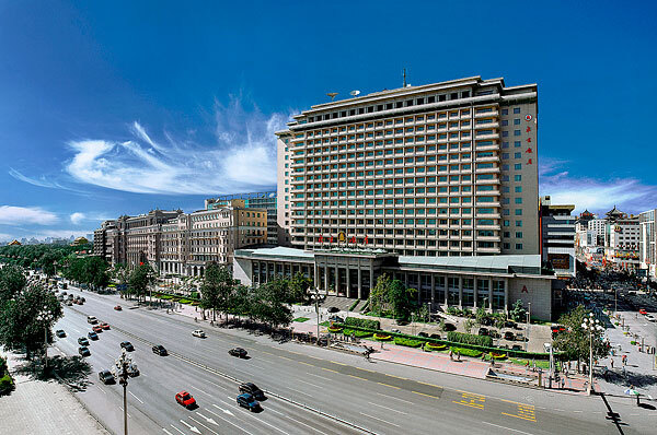 从辛亥革命武昌起义纪念馆到中国地质大学逸夫