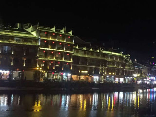 香港旅游團(tuán)張家界_特價(jià)張家界游_張家界旅游需要多少錢