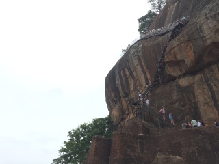 斯里蘭卡旅游花多少錢_去斯里蘭卡游要多少錢_斯里蘭卡游跟團(tuán)多少錢2021