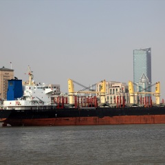 黄浦江