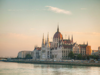 <6月28匈牙利+斯洛伐克+奥地利+捷克+德国5国>徜徉蓝色多瑙河，体验欧洲中世纪古城，舒适河轮之旅