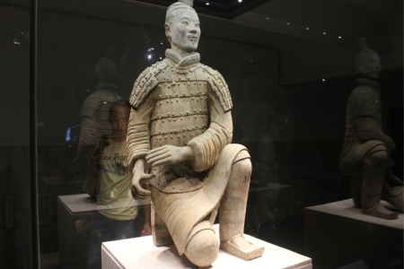 <陕西西安-兵马俑-华清池-骊山-大雁塔双高3日游>专人接送站，含大慈恩寺，电子讲解耳麦，东线升级自助，含自由活动
