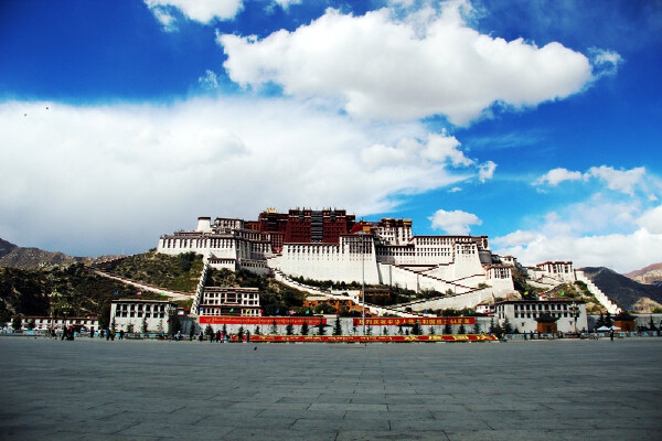 端午节去拉萨是否推荐_端午节去拉萨穿衣指南