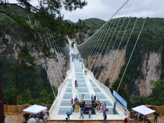 湖南張家界游 旅行團_去湖南張家界報團多少錢_近期湖南張家界游價格