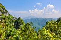 登五朵山