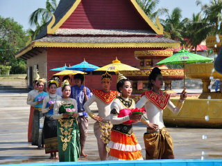 泰国十一日游多少钱_泰国旅游团旅游_泰国跟团游