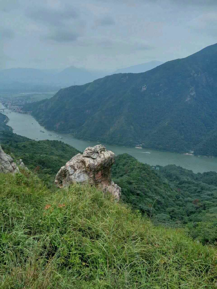 初秋 最美飞来峡