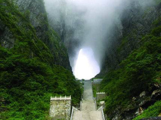 深圳-凤凰古城旅游_八月凤凰古城旅游_深圳出境凤凰古城旅游