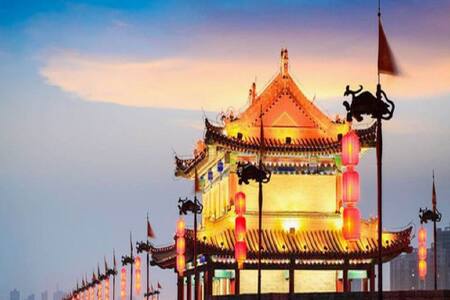 2020年旅游业占西安GDP_2020年西安火车站图片