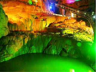 云南新加坡旅游_云南旅游团报价自由行_云南旅游热门