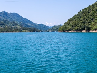 赴恩施大峡谷-神农架-大九湖-武当山旅游价格_恩施大峡谷-神农架-大九湖-武当山7日游_恩施大峡谷-神农架-大九湖-武当山旅游线路