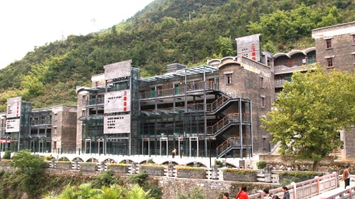三线酒店(位于天星小镇旁,改造